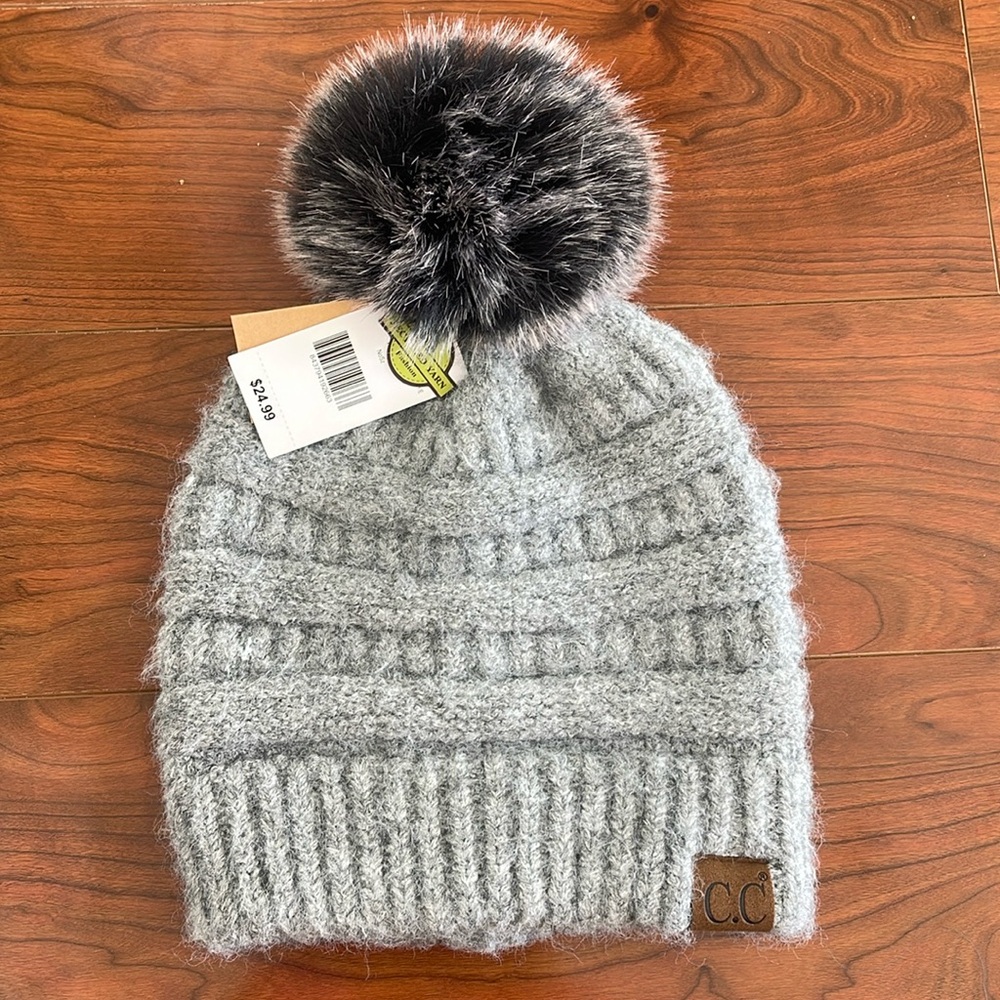 NWT C.C Gray Classic Knit Cozy Pompom Winter Hat